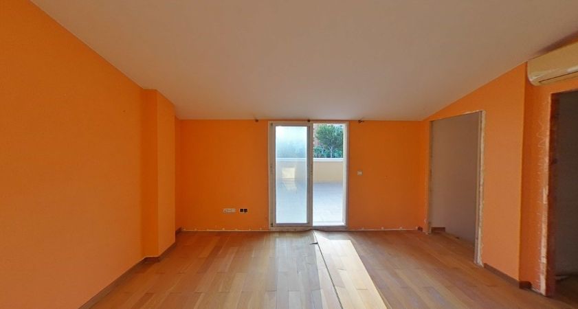 Maison mitoyenne entre Cala et C.C. Finestrat