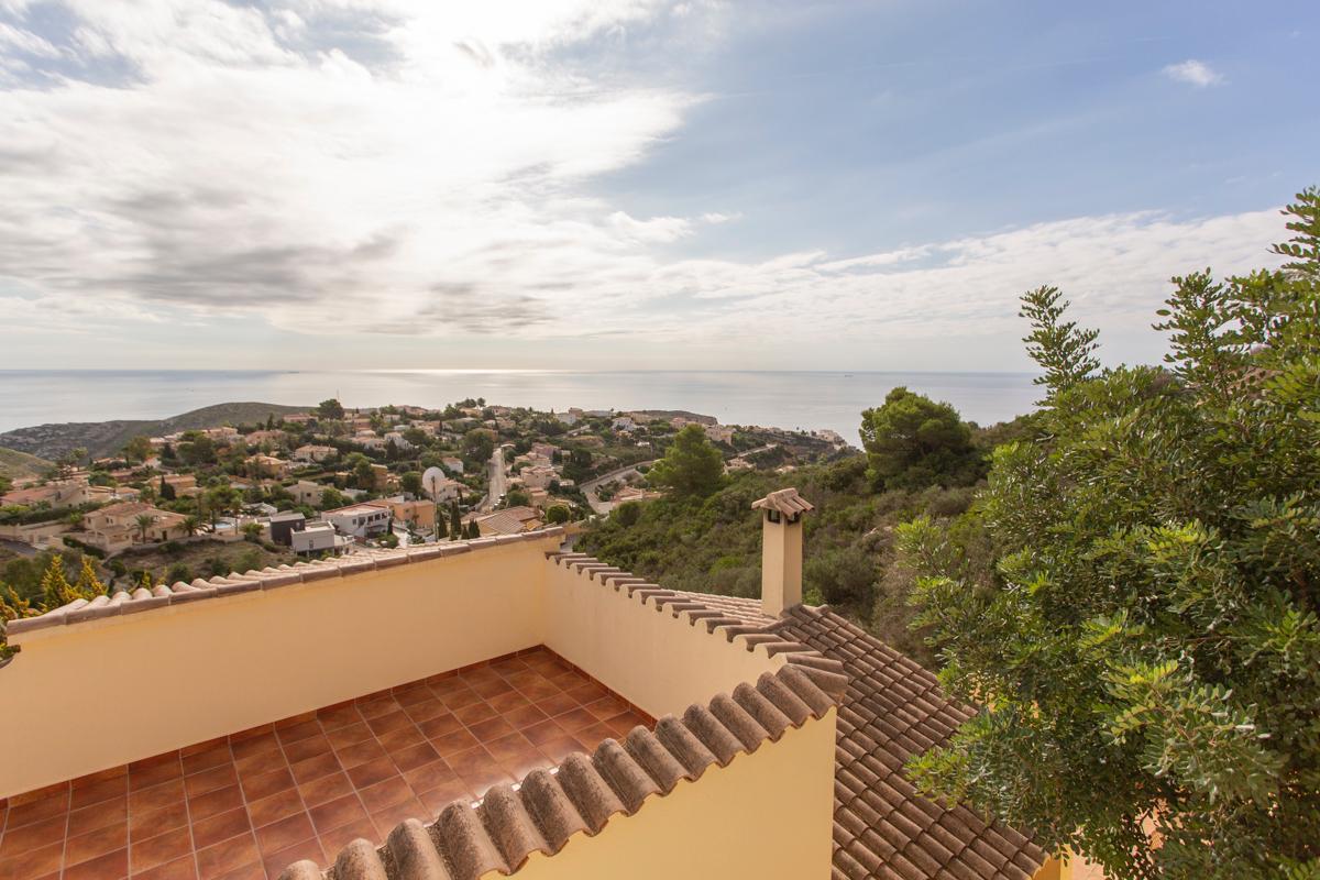 Espectacular Chalet con vistas al mar  en Cumbre del Sol