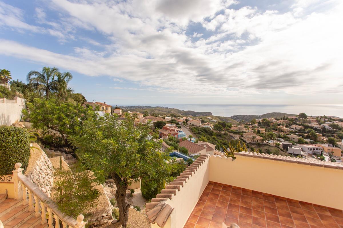 Espectacular Chalet con vistas al mar  en Cumbre del Sol