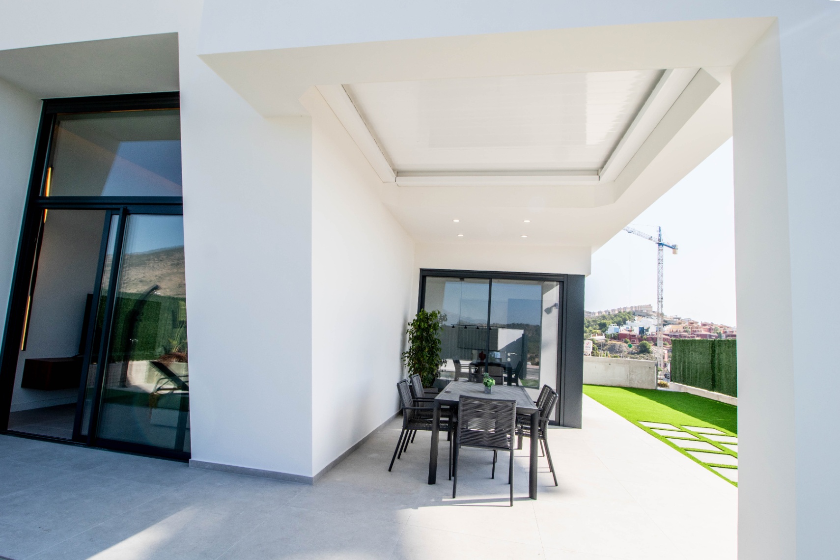 Spectacular brand new villas in a natural setting close to everything!!!