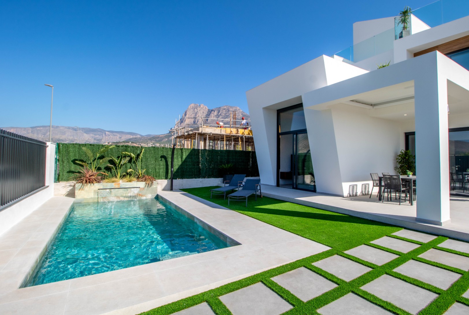 Spectacular brand new villas in a natural setting close to everything!!!