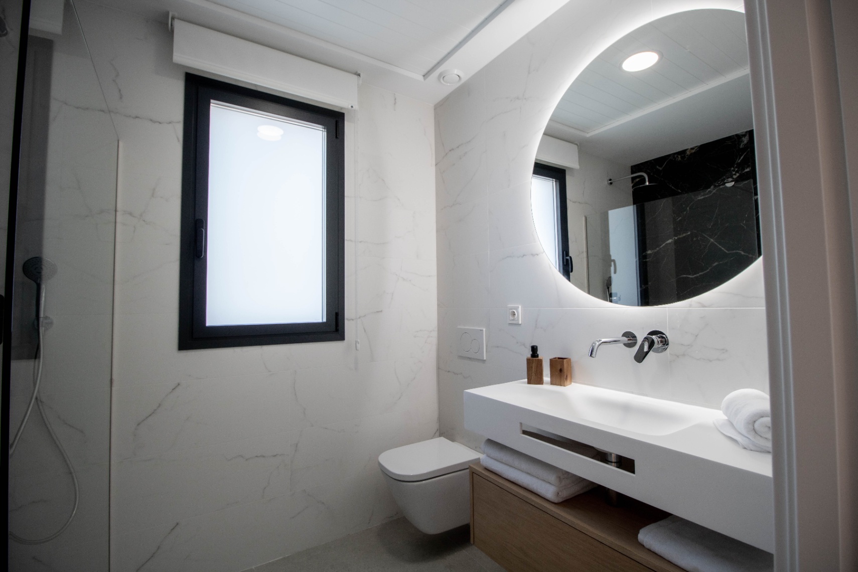 Spectacular brand new villas in a natural setting close to everything!!!